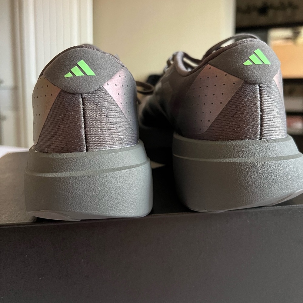 adidas Evo SL - Picture 4 of 6